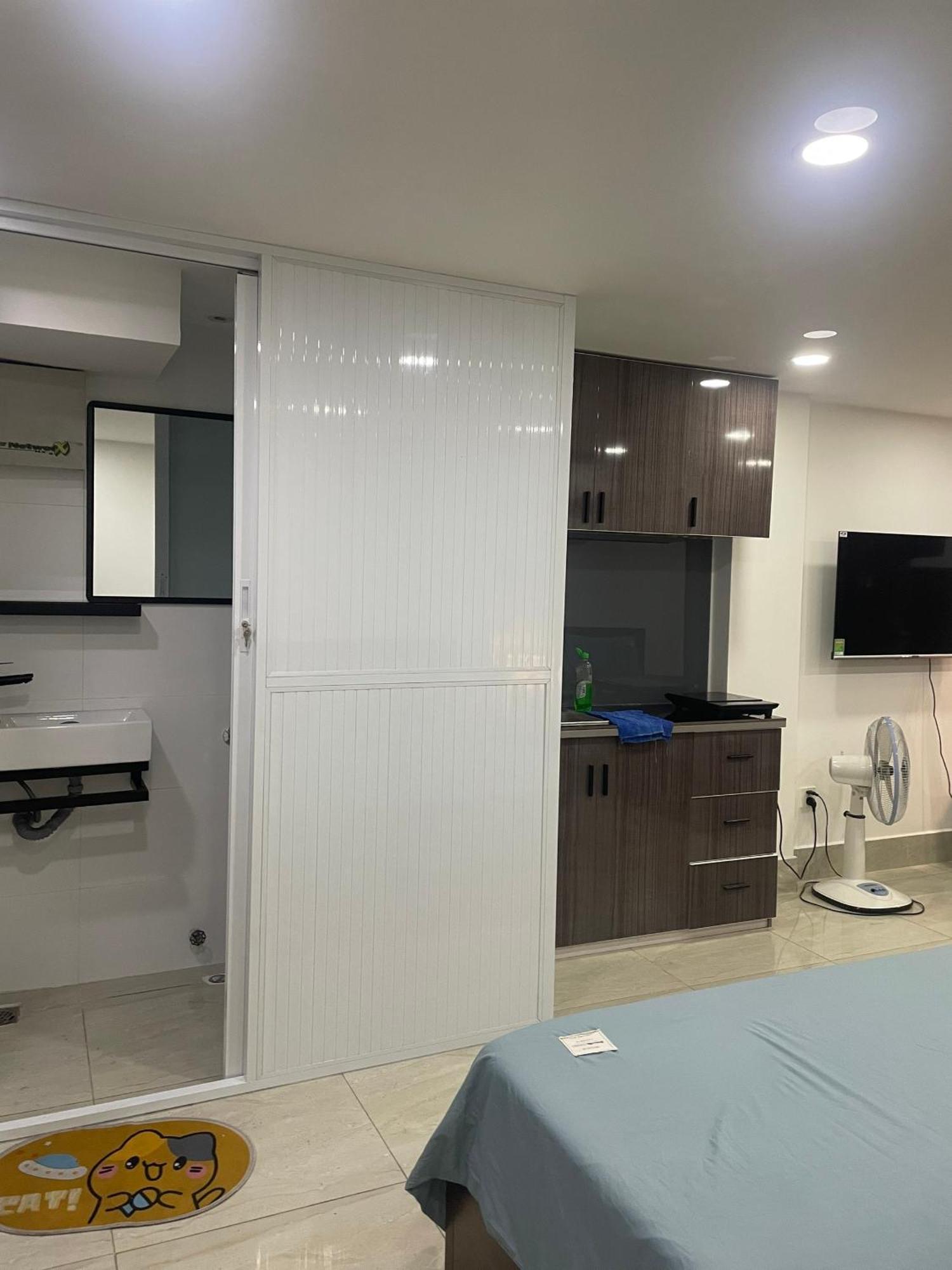 Qhome Apartment *