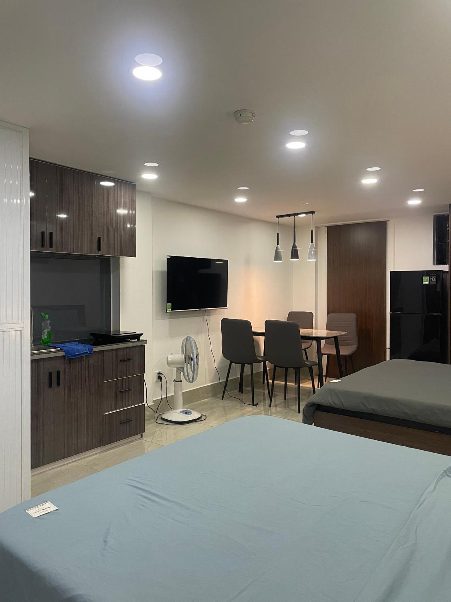 Qhome Apartment *