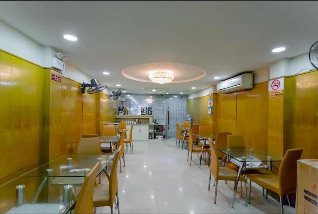 Hotel A25 - 13 Bui Thi Xuan 2*