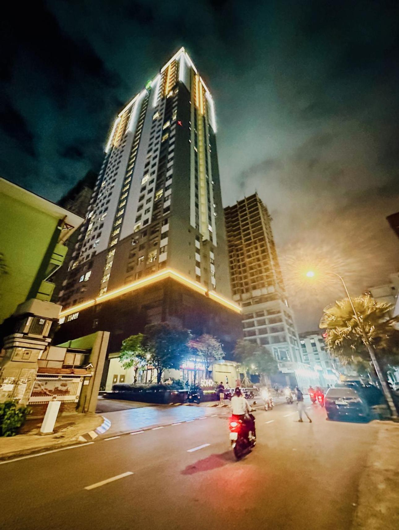 Căn hộ Tommy Homes In Soho District 1
