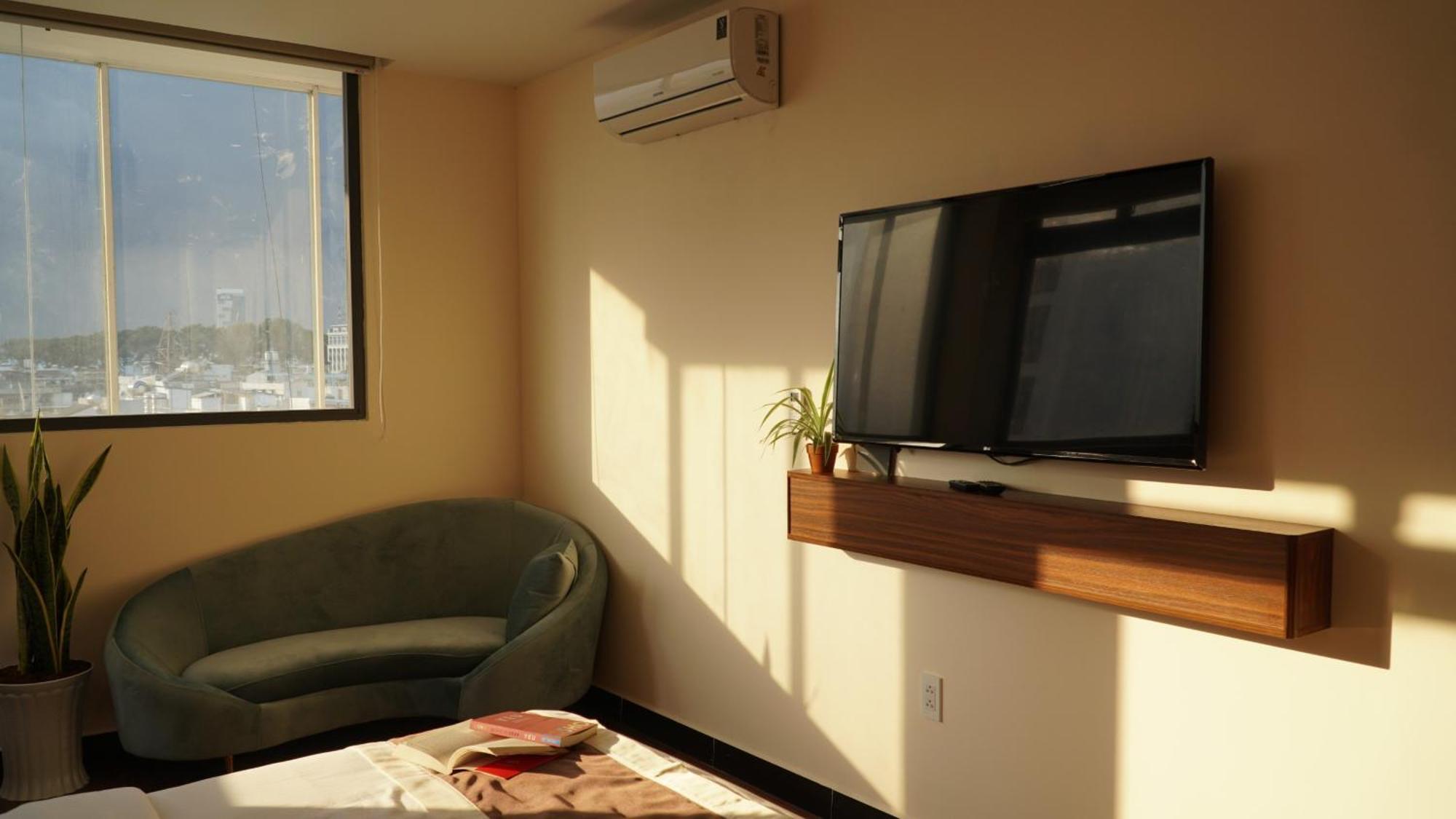 Bros Hotel