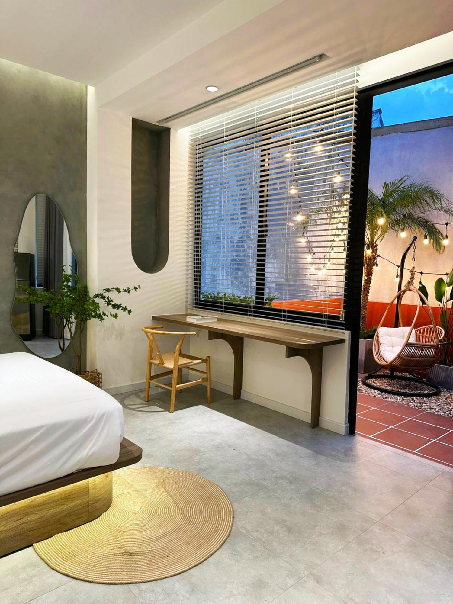 Kin Wander Tan Phong * Ho Chi Minh City