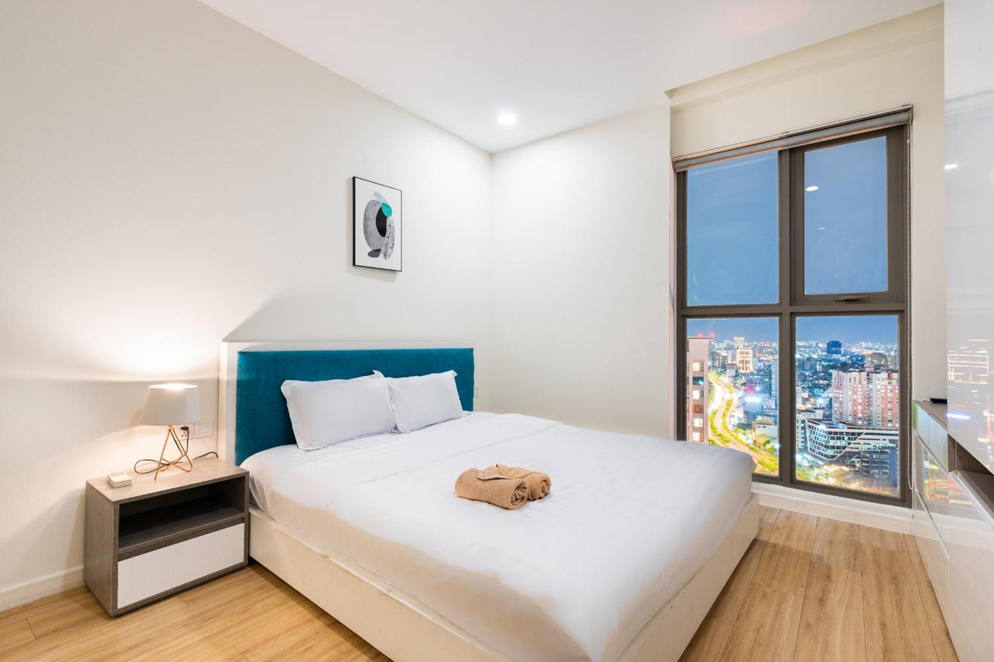 Apartment Otis Millennium Saigon Balcony Ho Chi Minh City