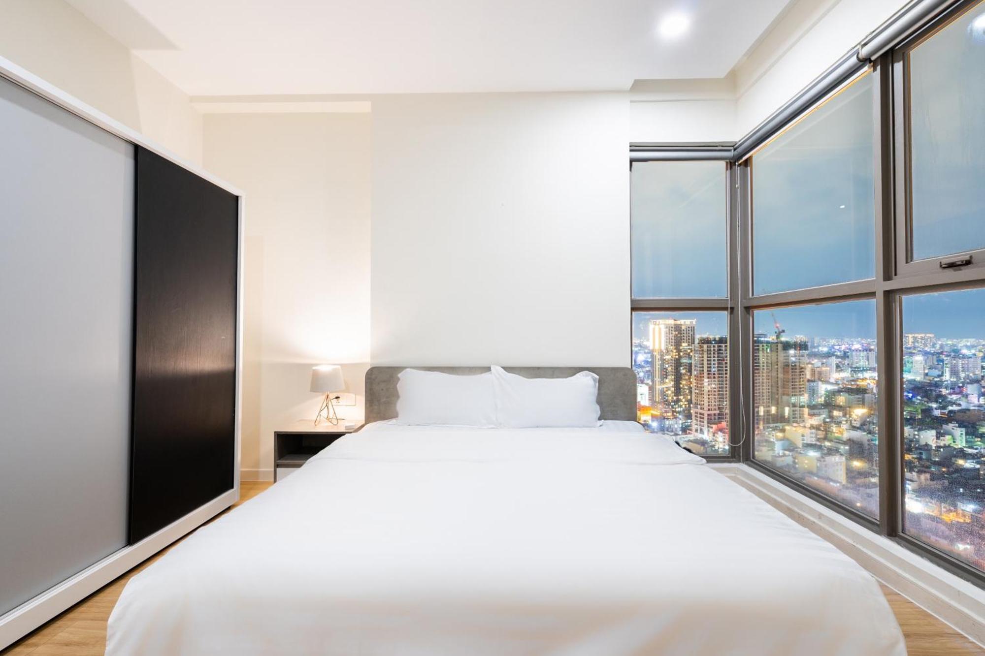 Otis Millennium Saigon Balcony *
