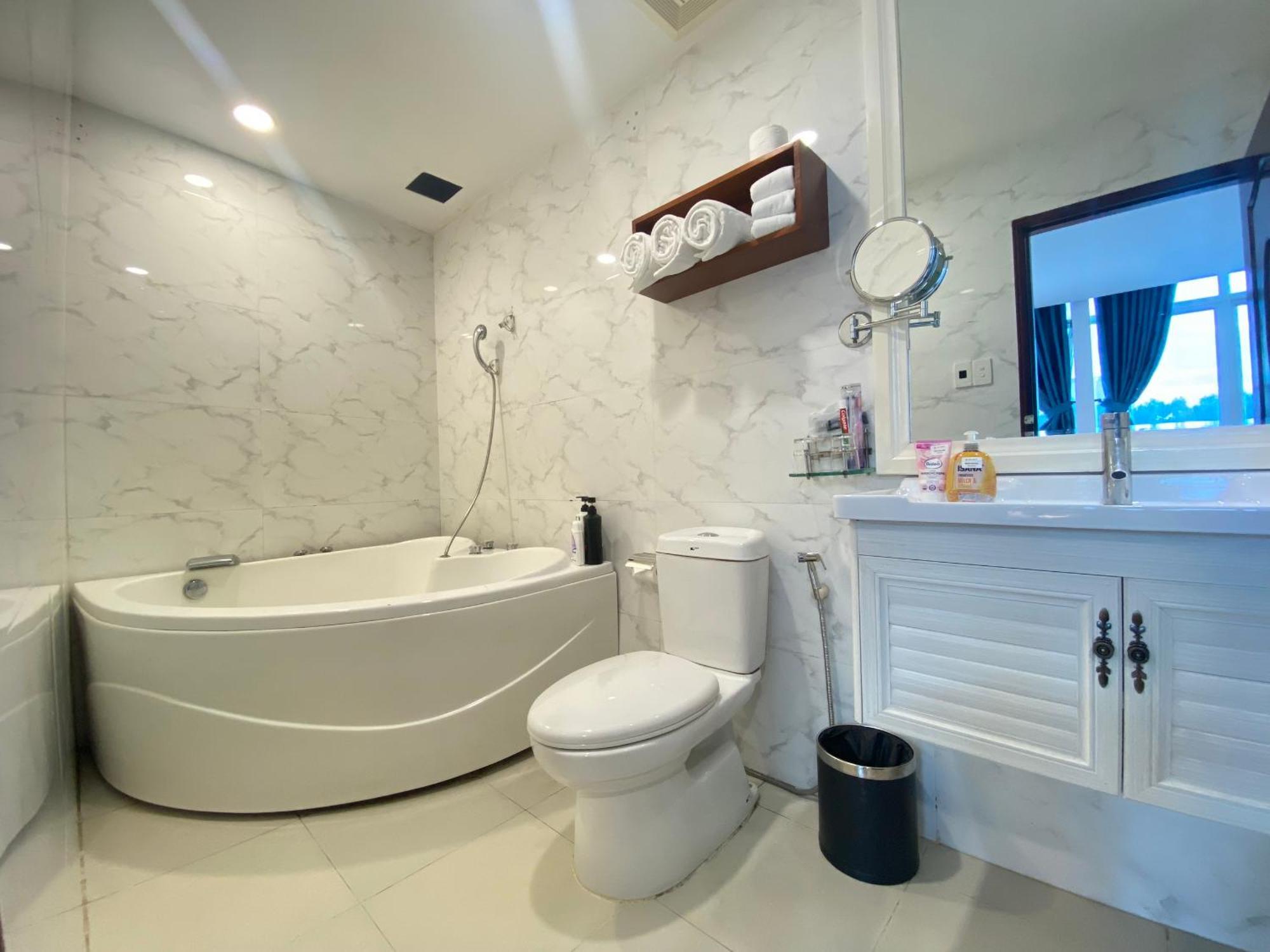A25 - 20 Bui Thi Xuan Hotel