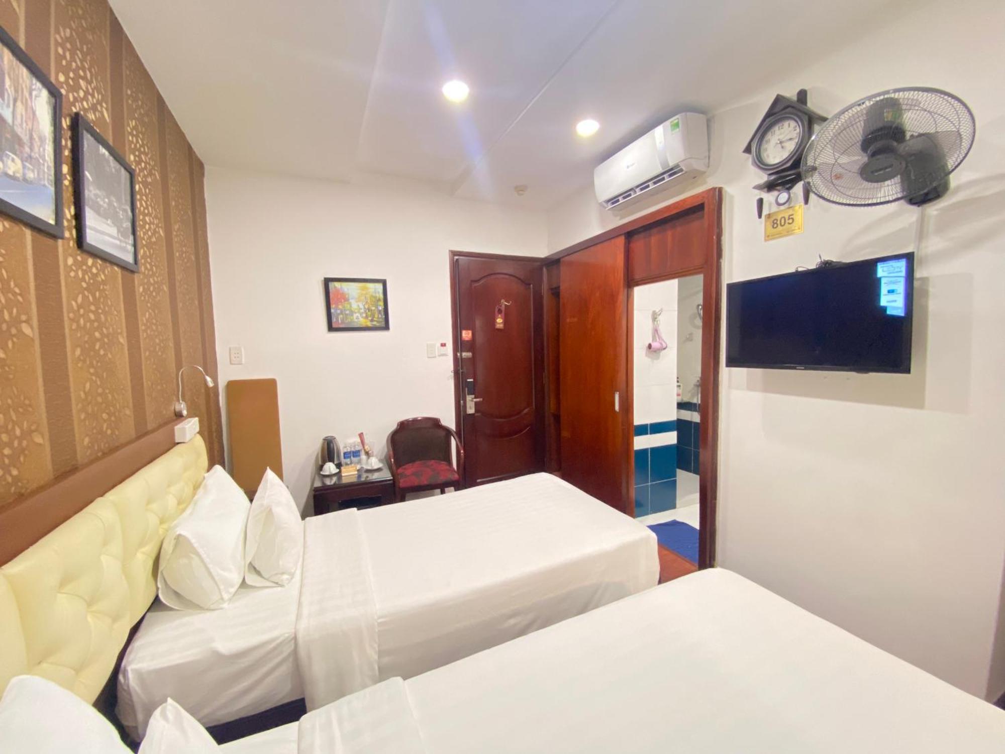 Hotel A25 - 20 Bui Thi Xuan 3*