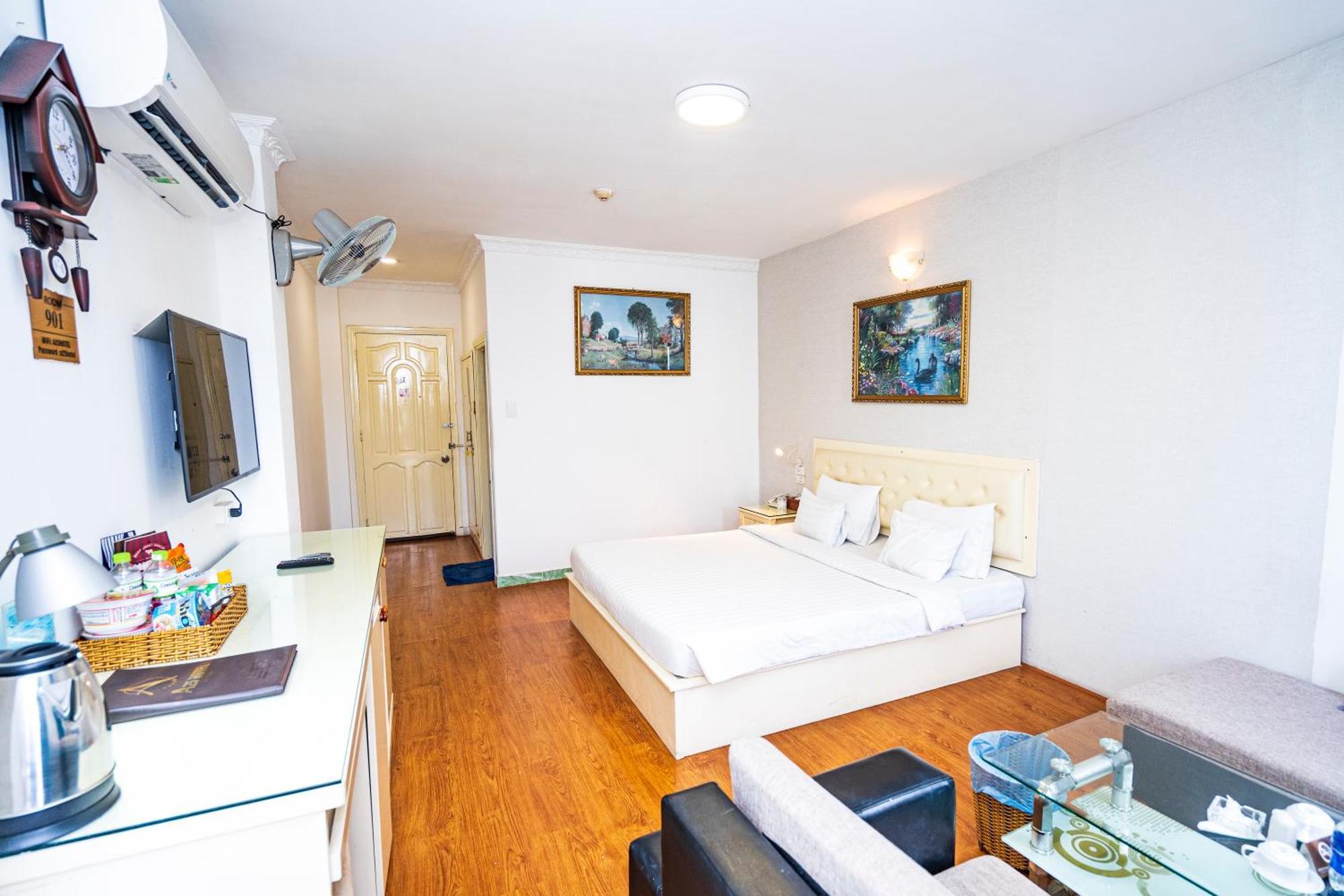 A25 - 307 Ly Tu Trong 2* Ho Chi Minh City