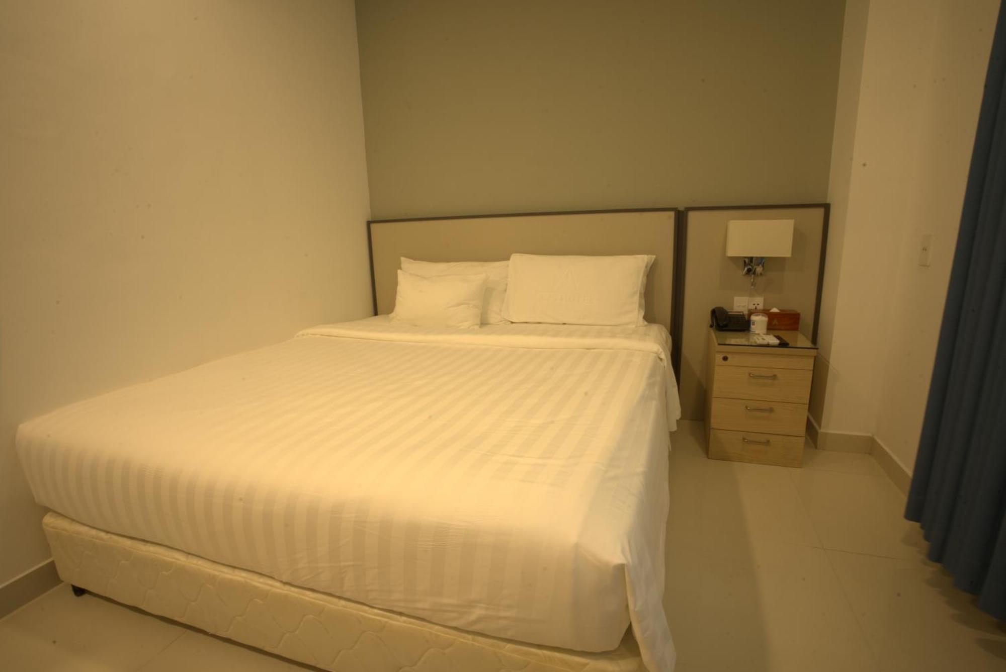 Hotel A25 - 14 Luong Huu Khanh 2*