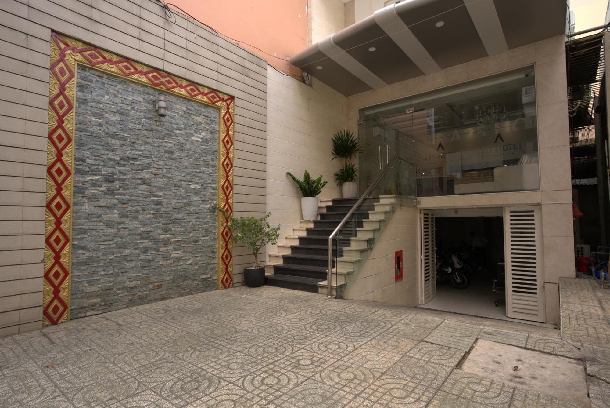 Hotel A25 - 14 Luong Huu Khanh 2*
