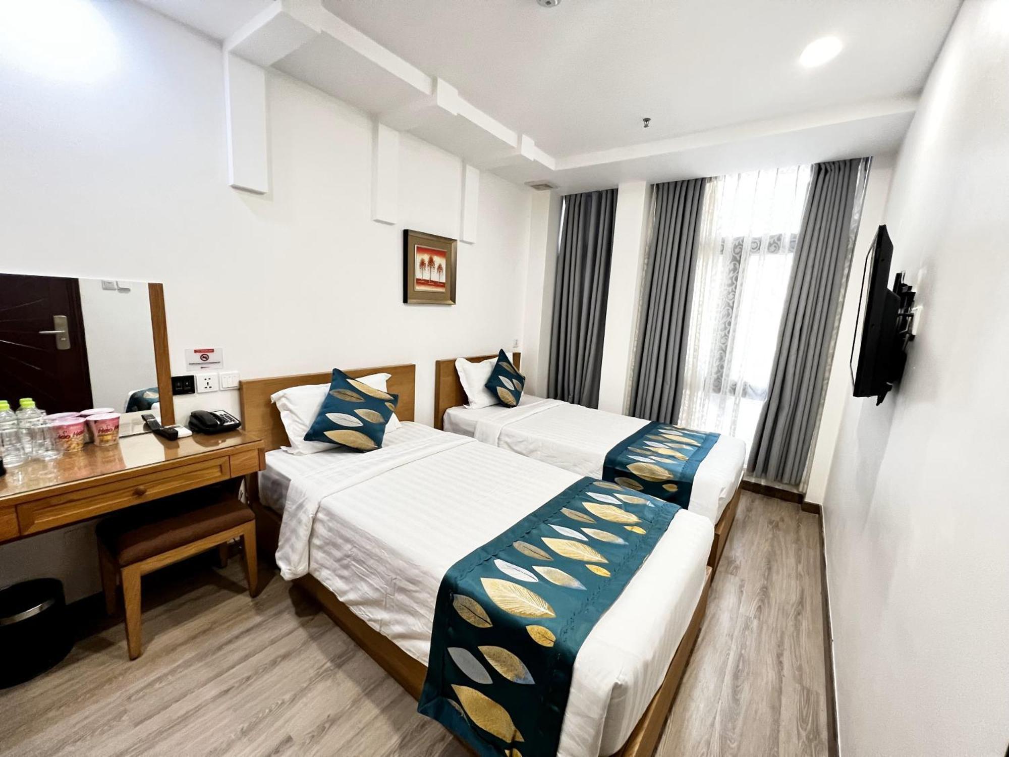 Sao Mai Khách sạn 2*
