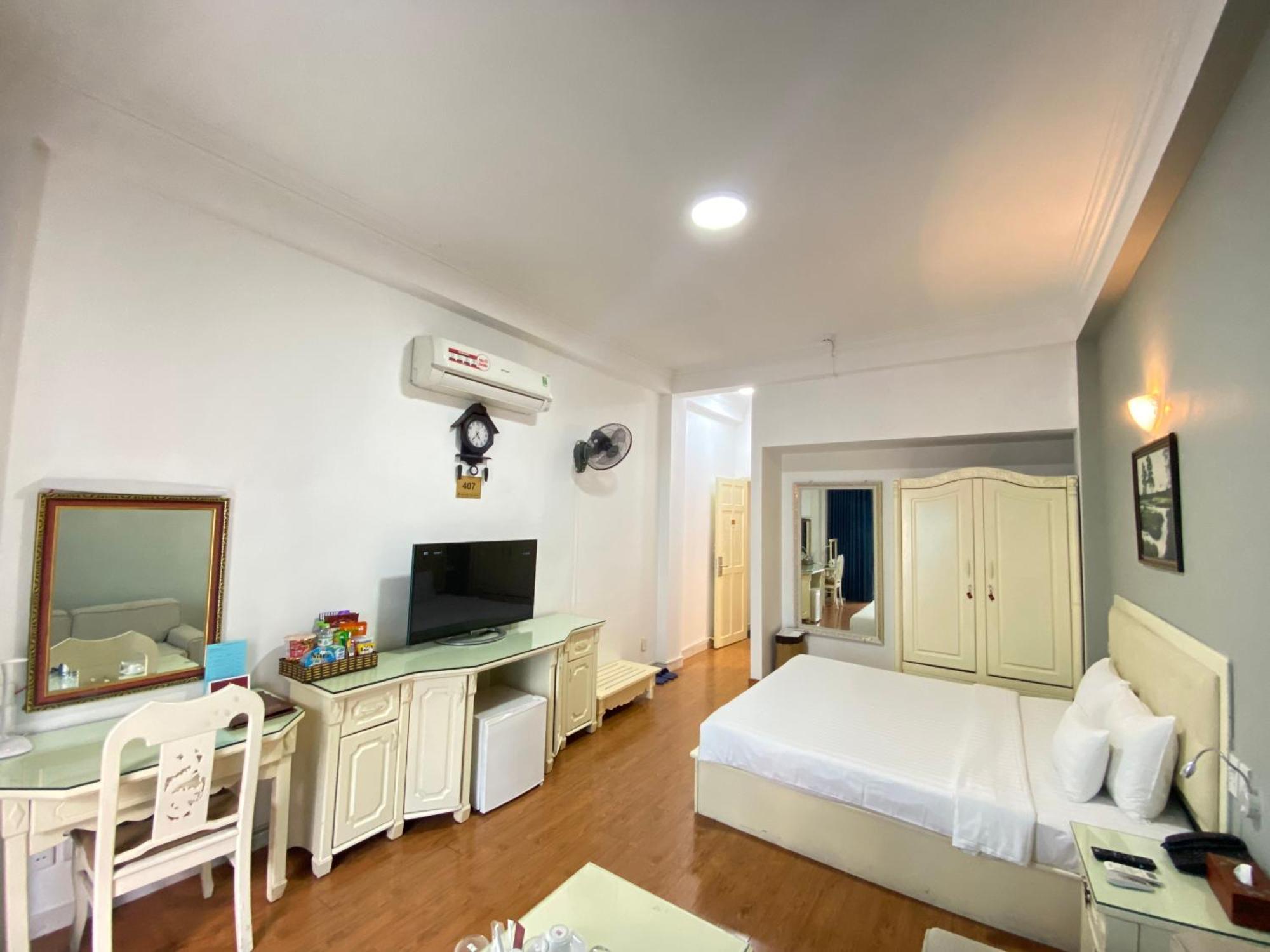 Hotel A25 - 35 Mac Thi Buoi