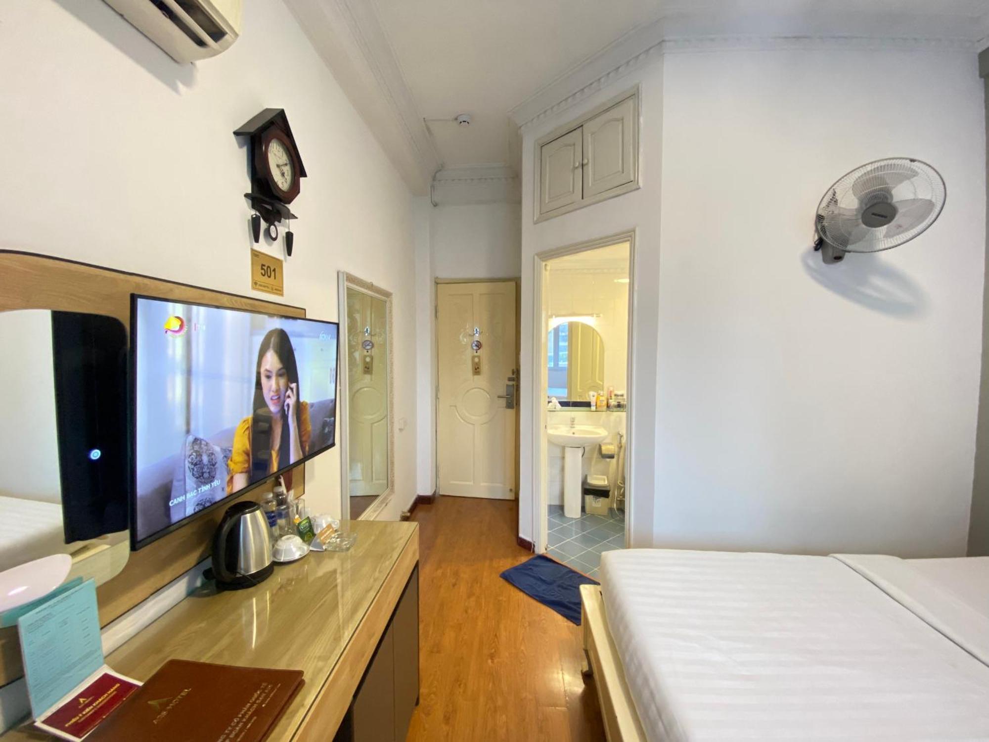Hotel A25 - 35 Mac Thi Buoi 2*