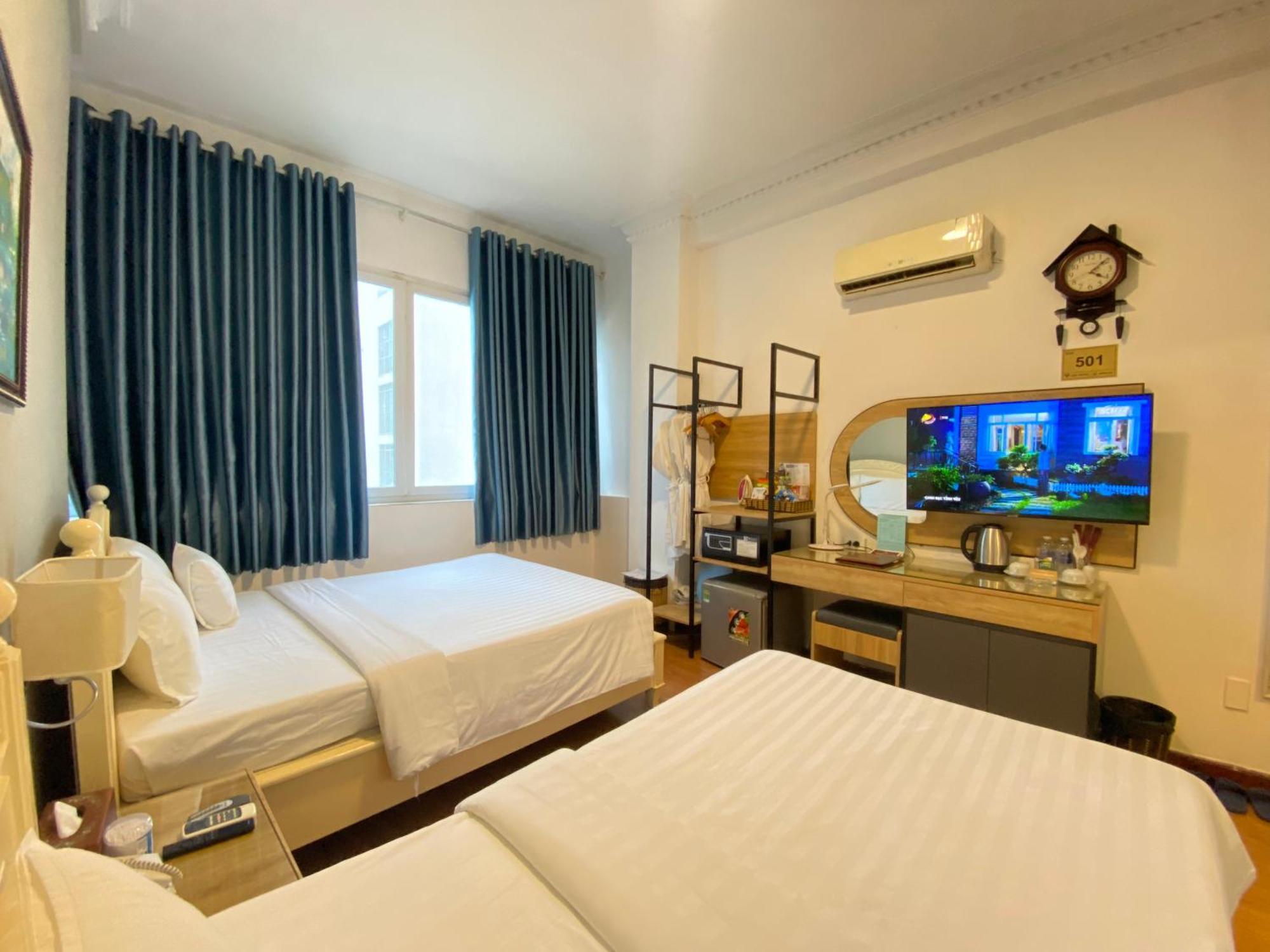 A25 - 35 Mac Thi Buoi 2* Ho Chi Minh City