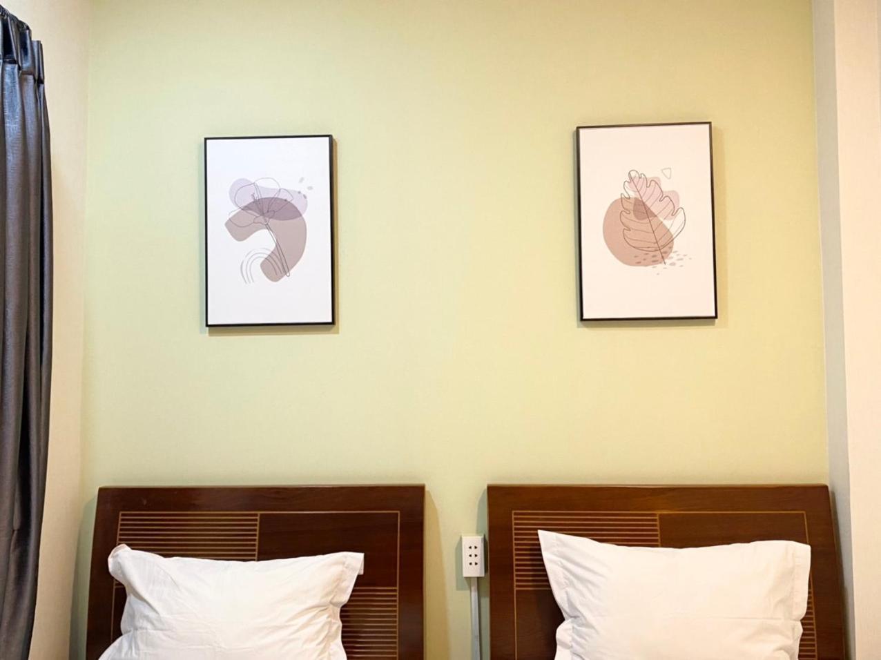 Acorn Hotel Hotel