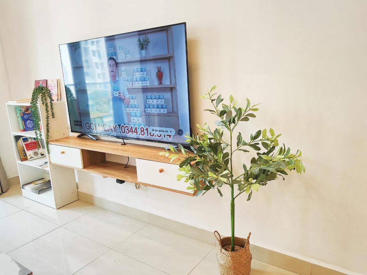 Cua Phuong_can Ho 2pn Canh Aeon Apartment Ho Chi Minh City