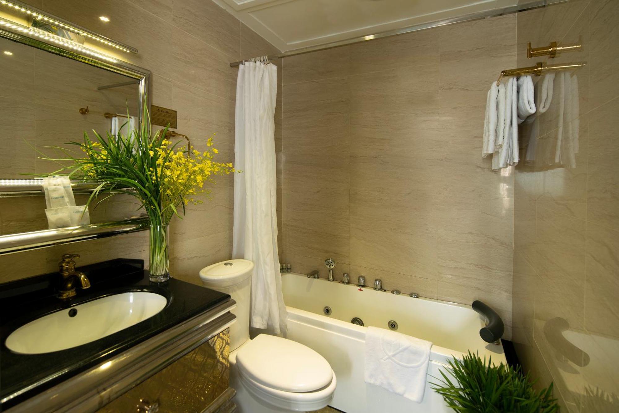Hotel A&em Phan Boi Chau 3*