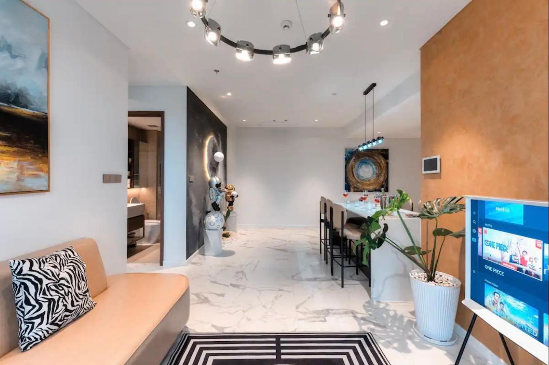 The Crest-central Saigon Riverside -free Pool-gym-sauna Room-yoga Ho Chi Minh City