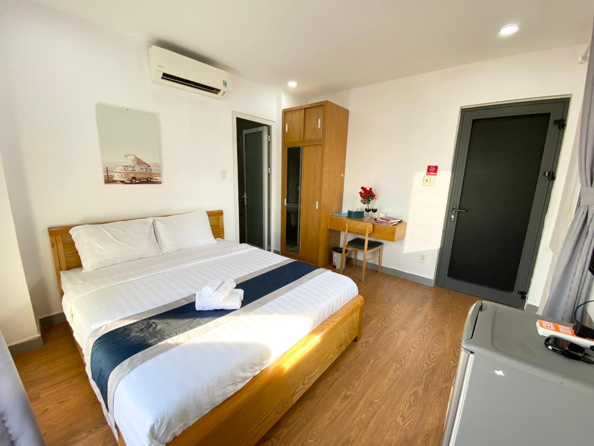 Aparthotel Away Minh Khai - Serviced