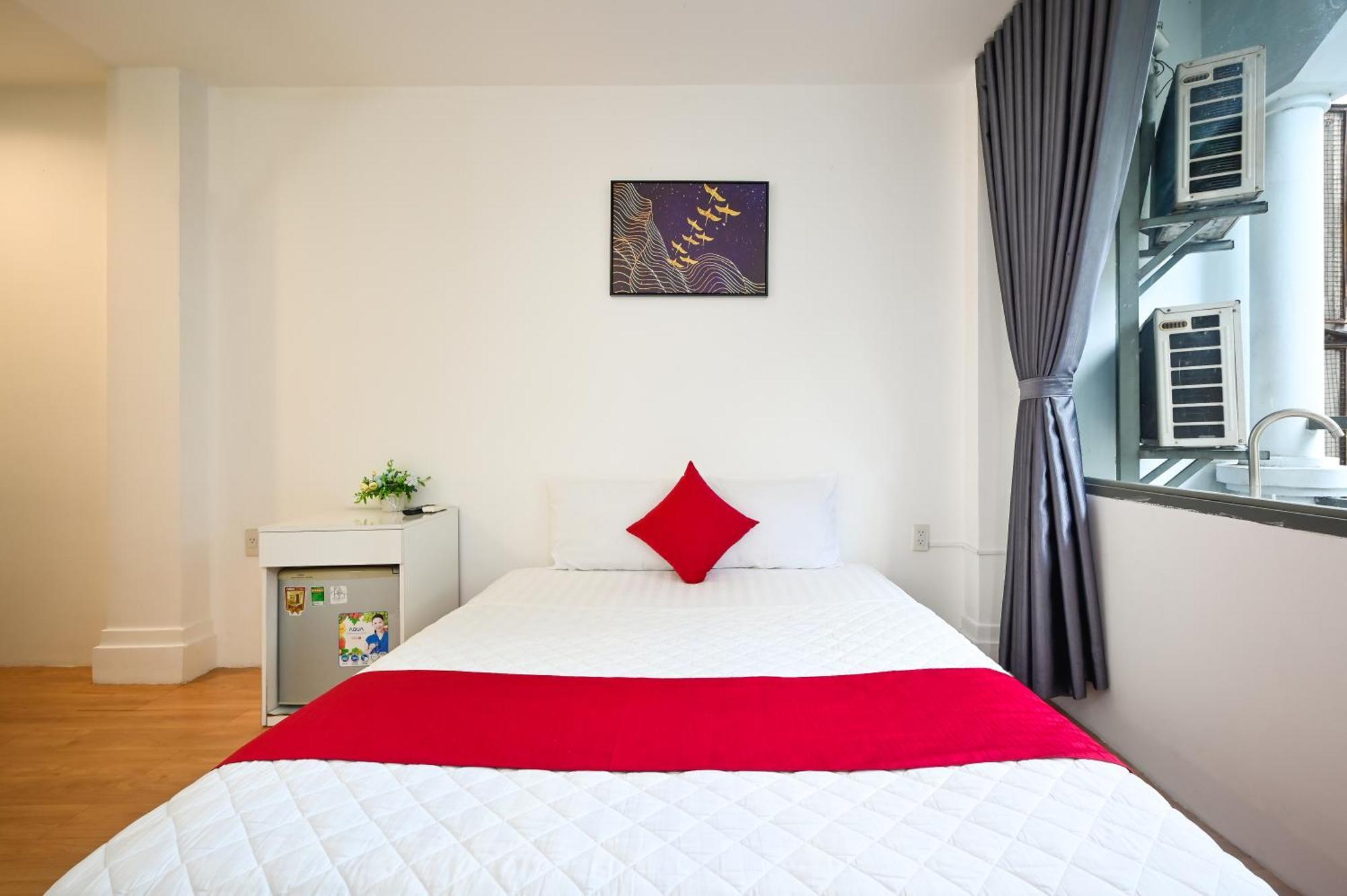Phu Gia 193 Nguyen Thai Hoc Hotel 2*