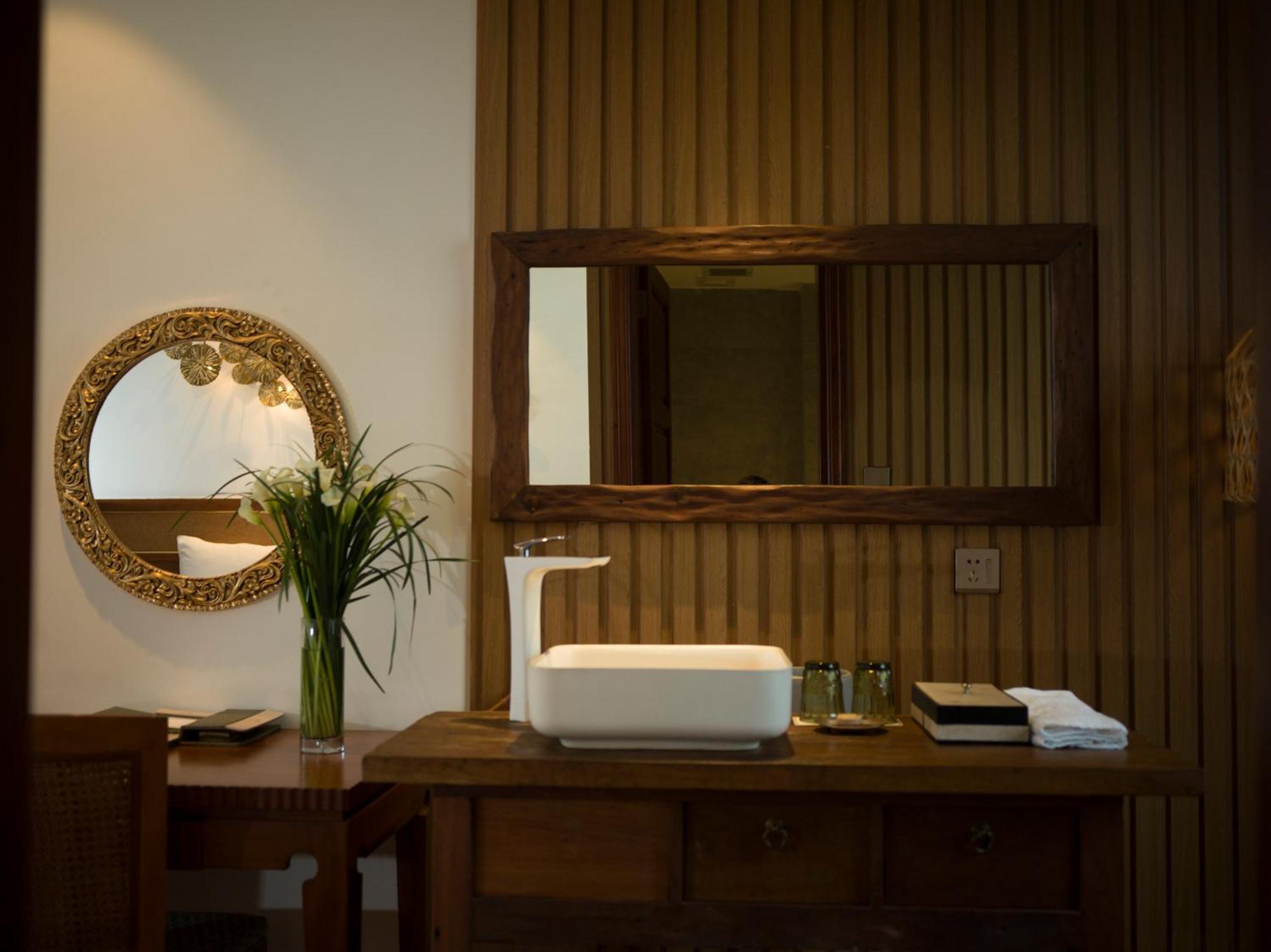 A&em Art Hotel 4*
