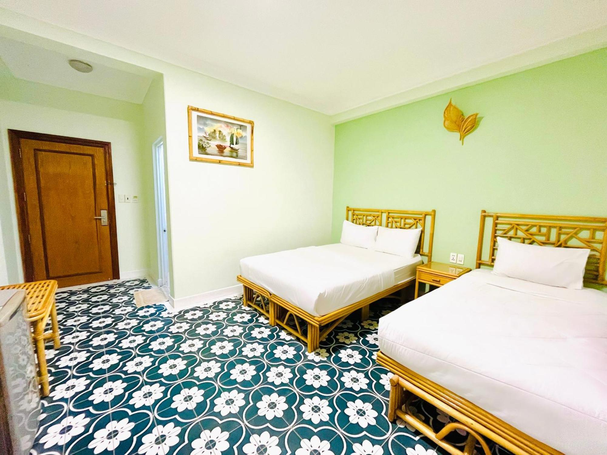 Hotel Spring House Saigon Park 3*