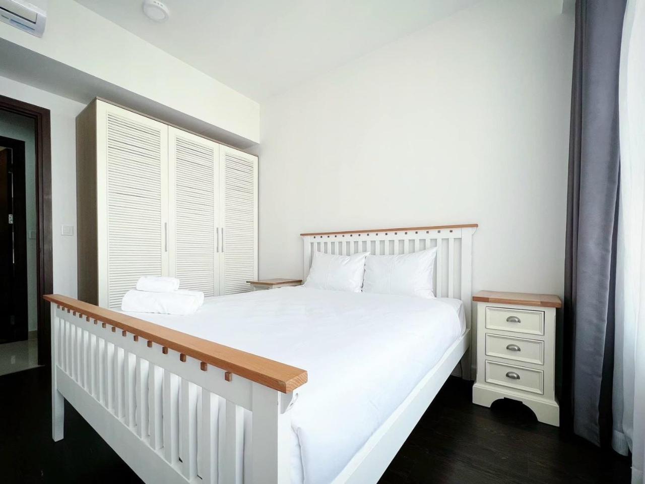 April Hotel 4*