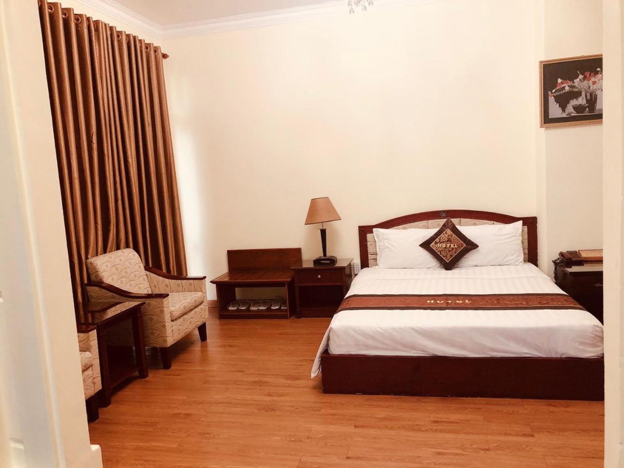 Ngoc Lan Hotel