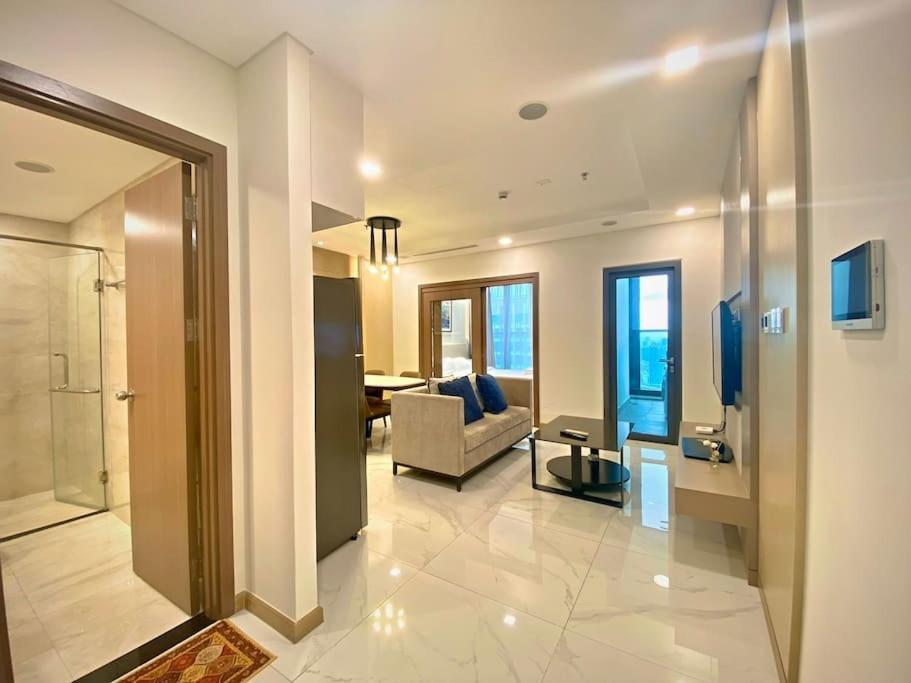 Vinhome Park At Landmark 81 *