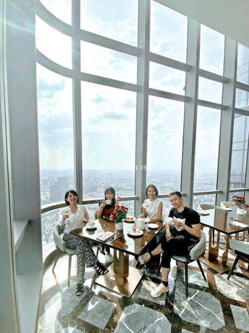 Vinhome Park At Landmark 81 Apartment *