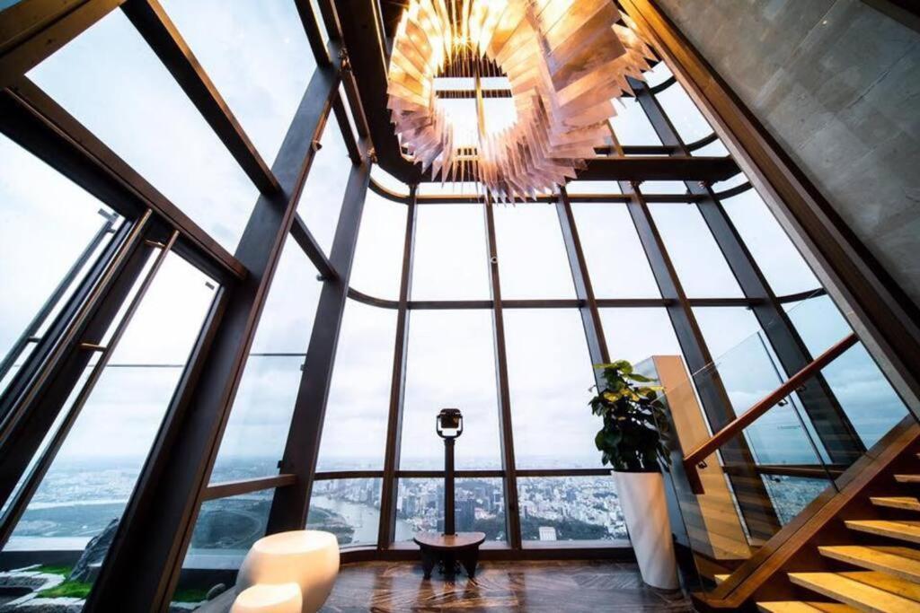 Vinhome Park At Landmark 81 Apartment *