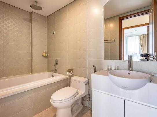 Vinhomes Park - Skyland Ho Dich Vu Ho Chi Minh City