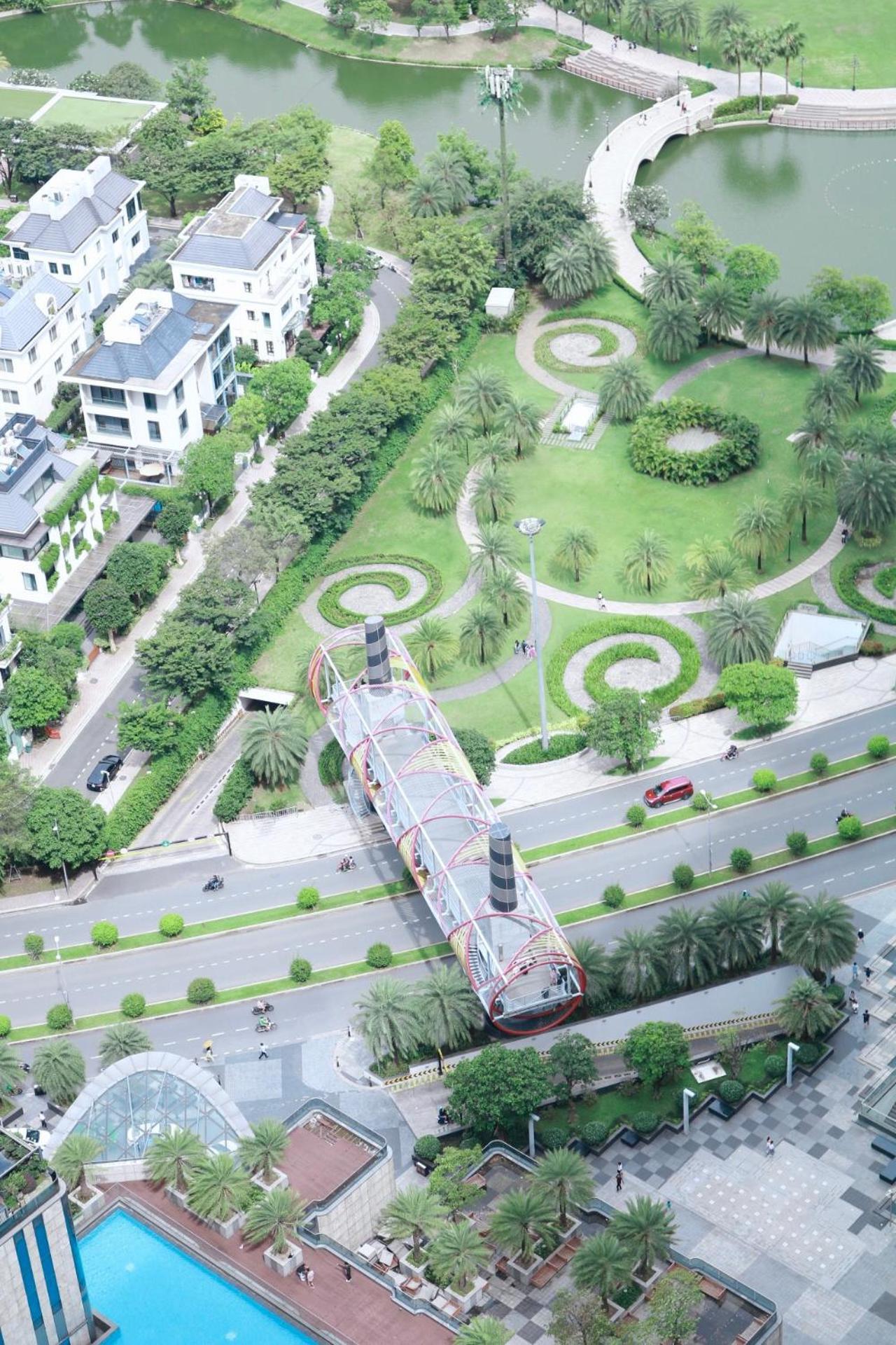 Vinhomes Park - Skyland Ho Dich Vu * Ho Chi Minh City