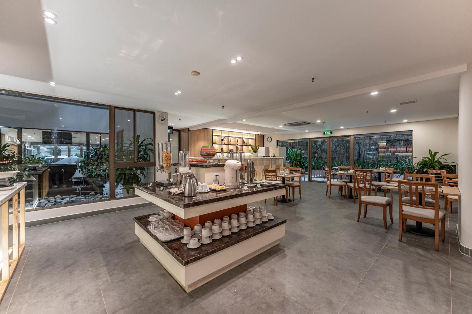 Garden View Court