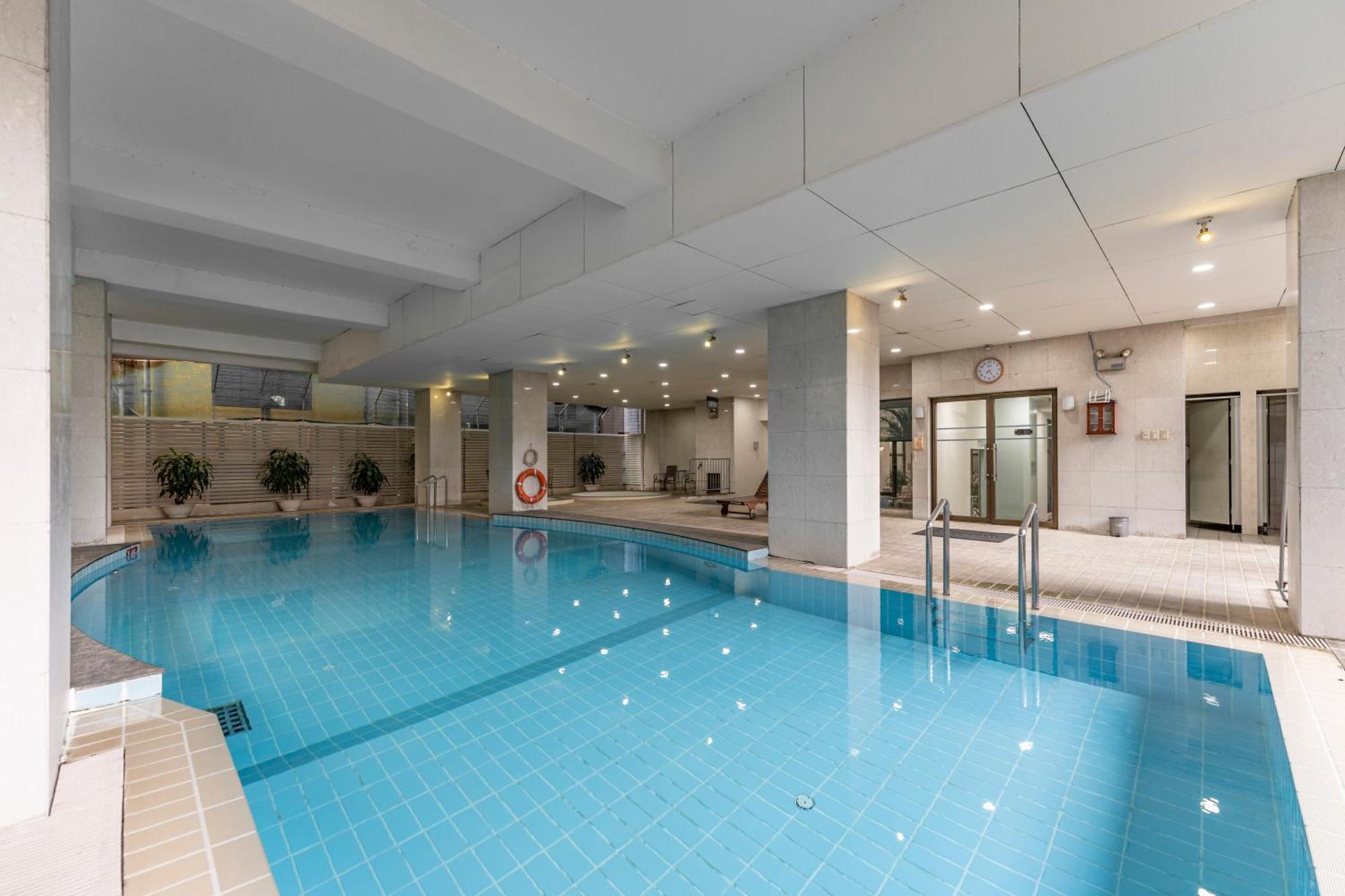 Garden View Court Hotel 4*