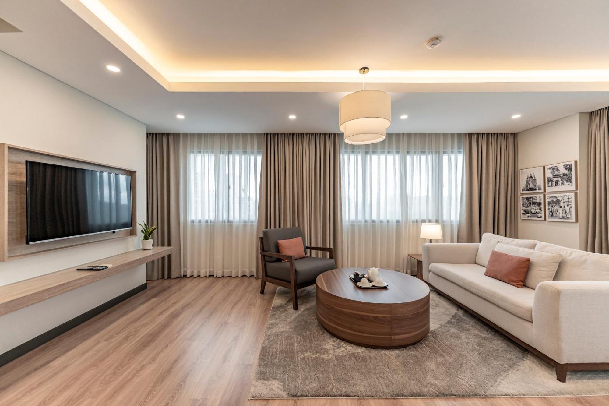 Hotel Garden View Court Ho Chi Minh City
