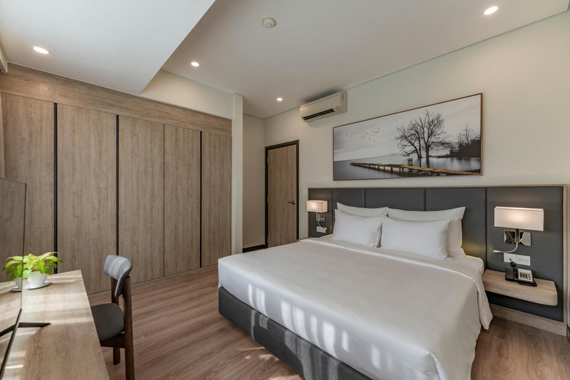 Garden View Court Hotel