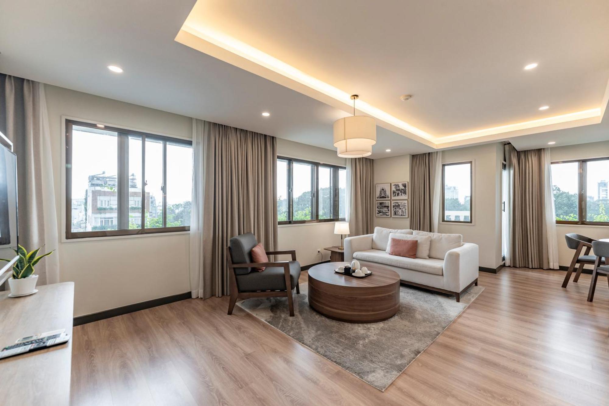 Garden View Court 4*