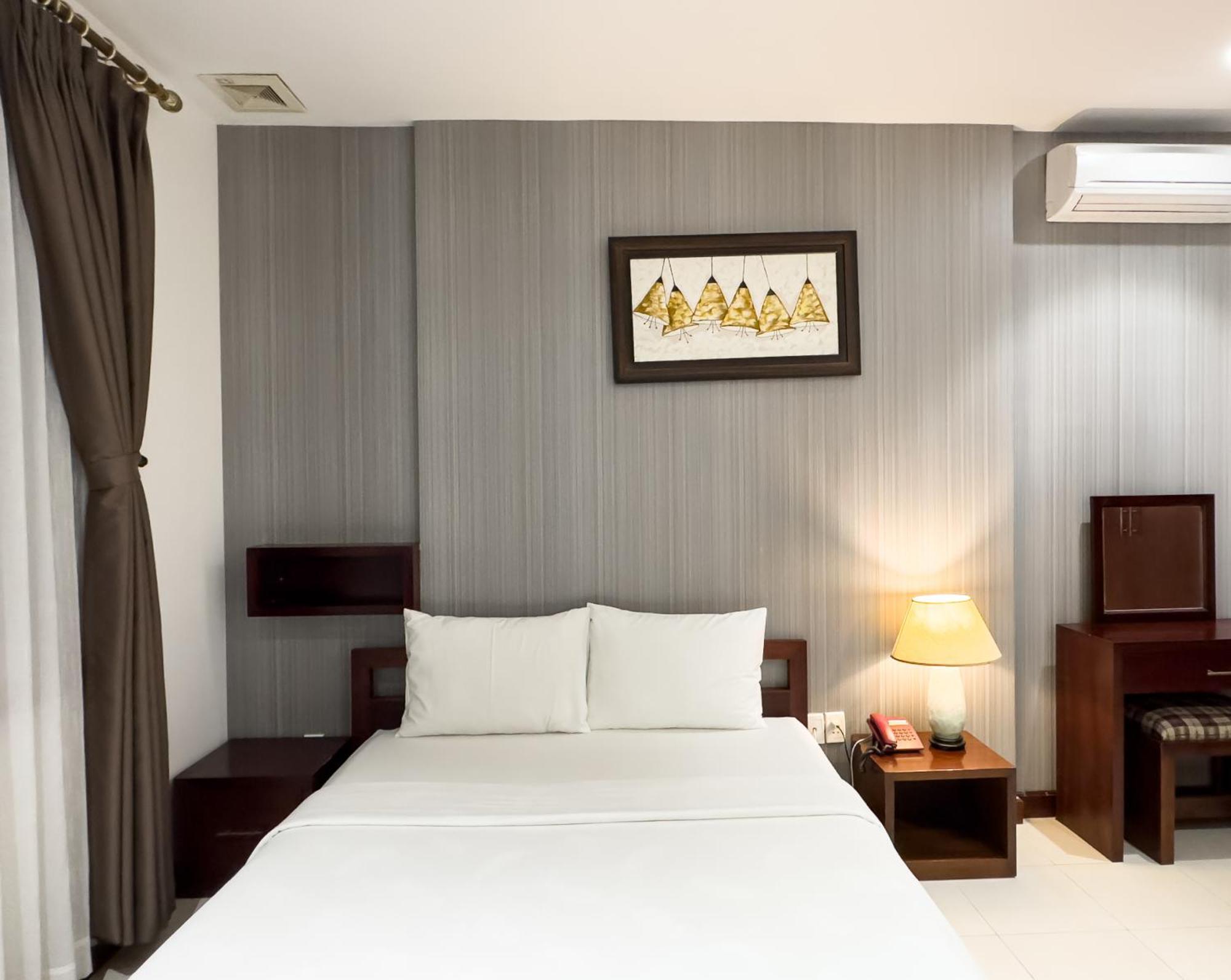 Hoang Yen - Phu My Hung Hotel