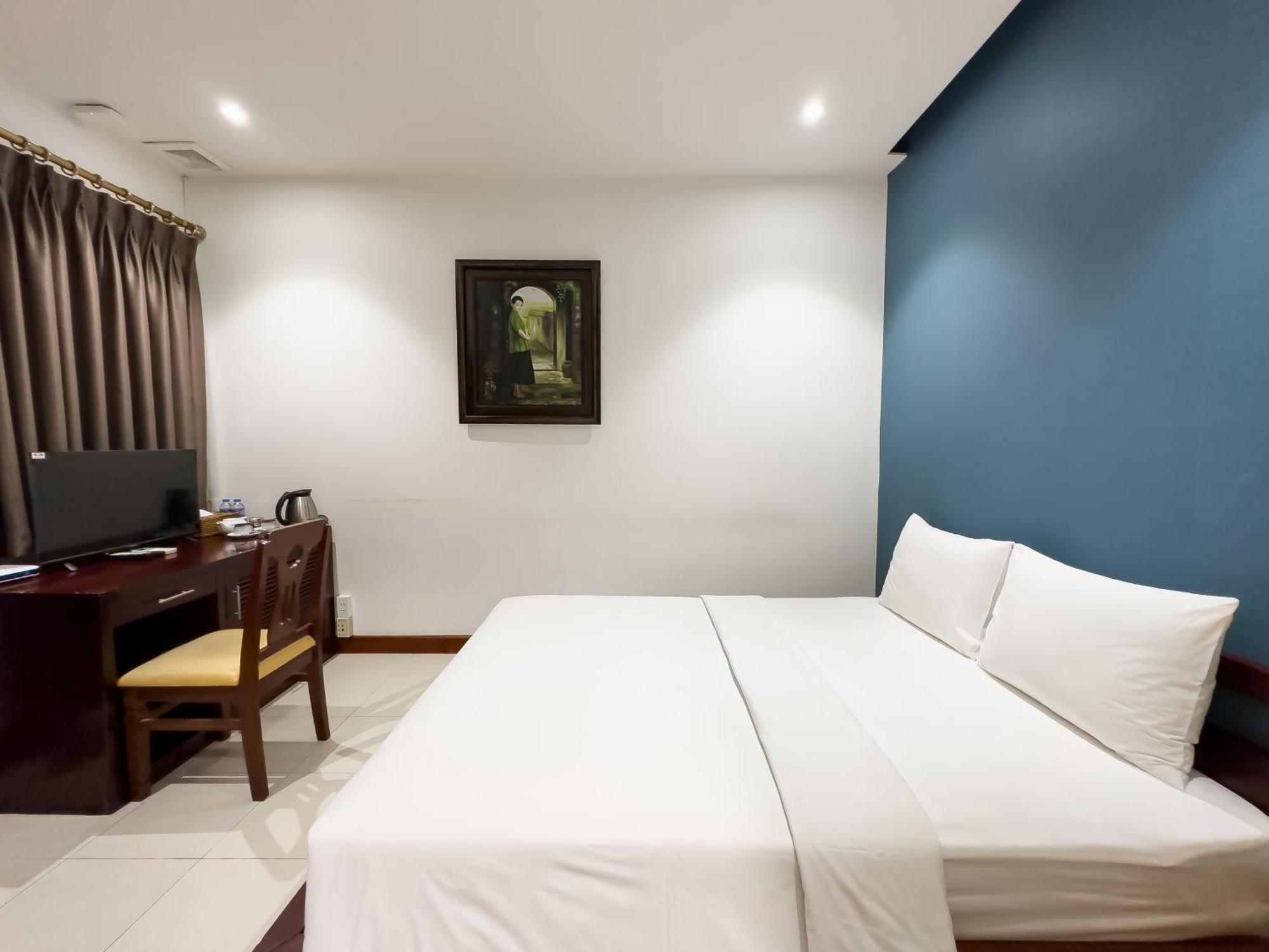 Hoang Yen - Phu My Hung Hotel