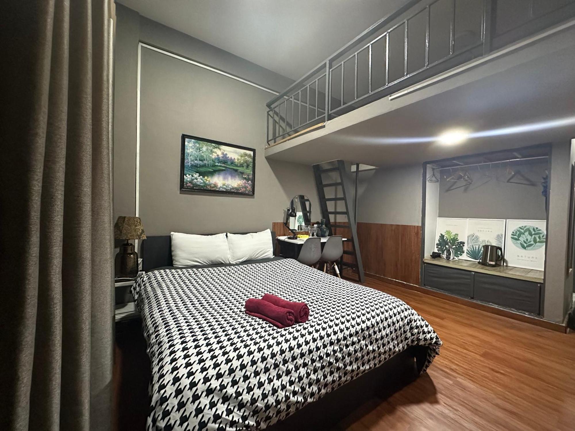 Apartment Black And White Dist 1 Ho Chi Minh City