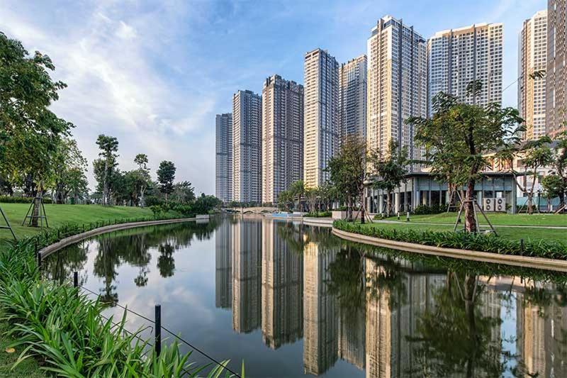 Apartment 2br Luxury Saigon River View Landmark 81 Cp Ho Chi Minh City