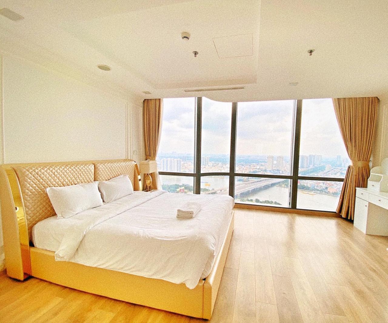 Landmark 81 - Airbnb Apartment *