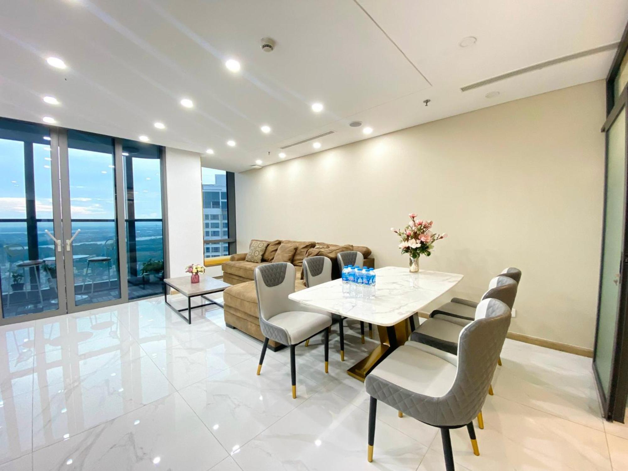 Landmark 81 - Airbnb Apartment