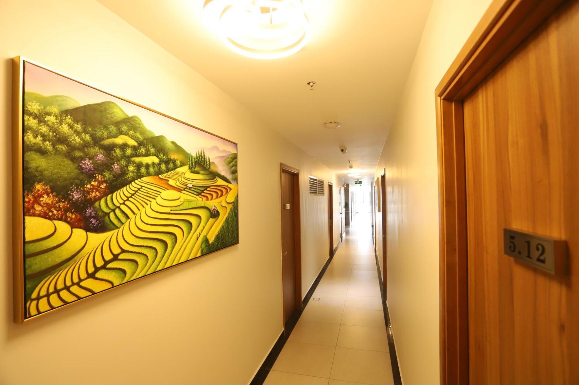 Hotel Lanura And 3*