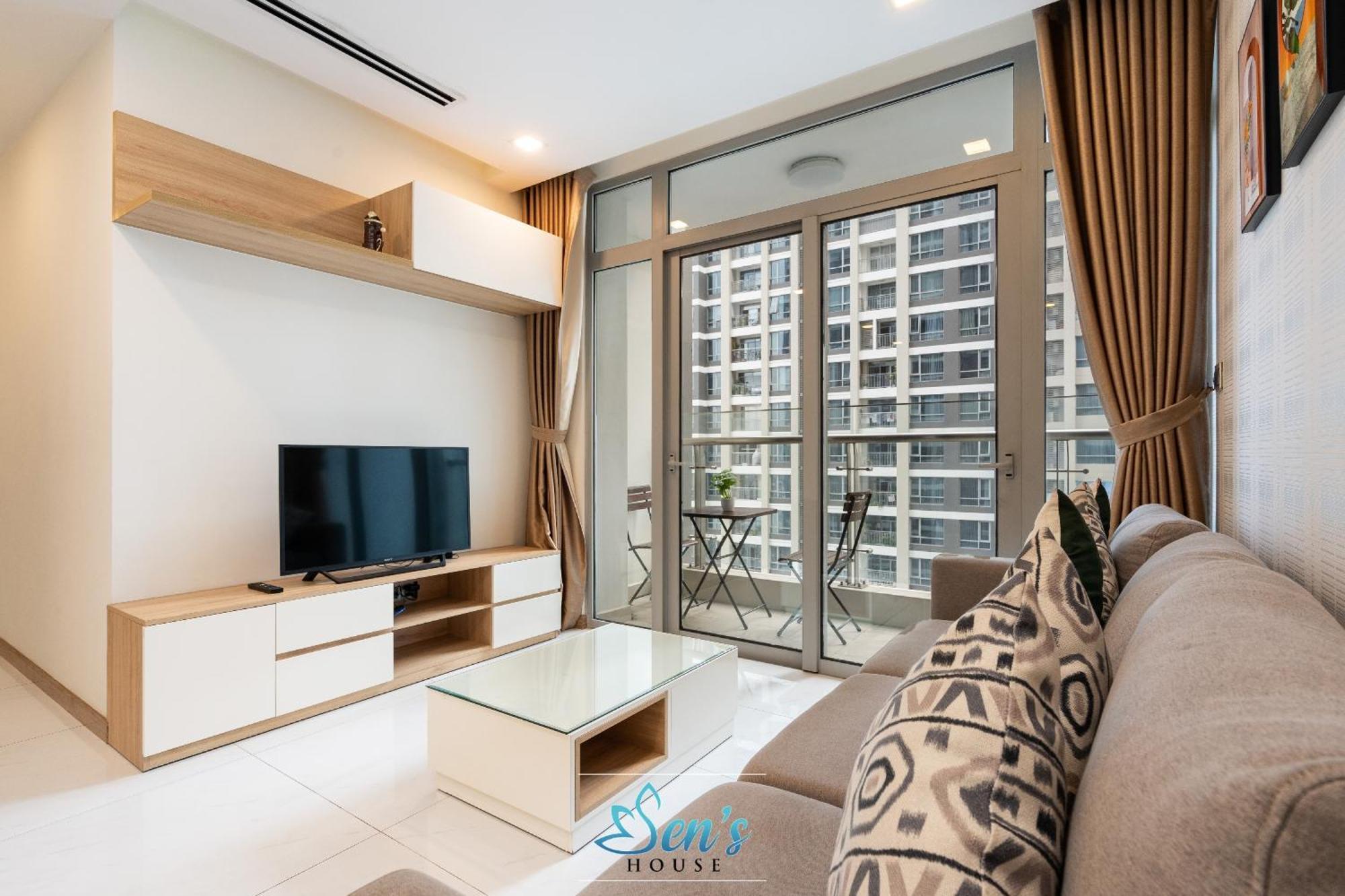 Luxuria Residences *