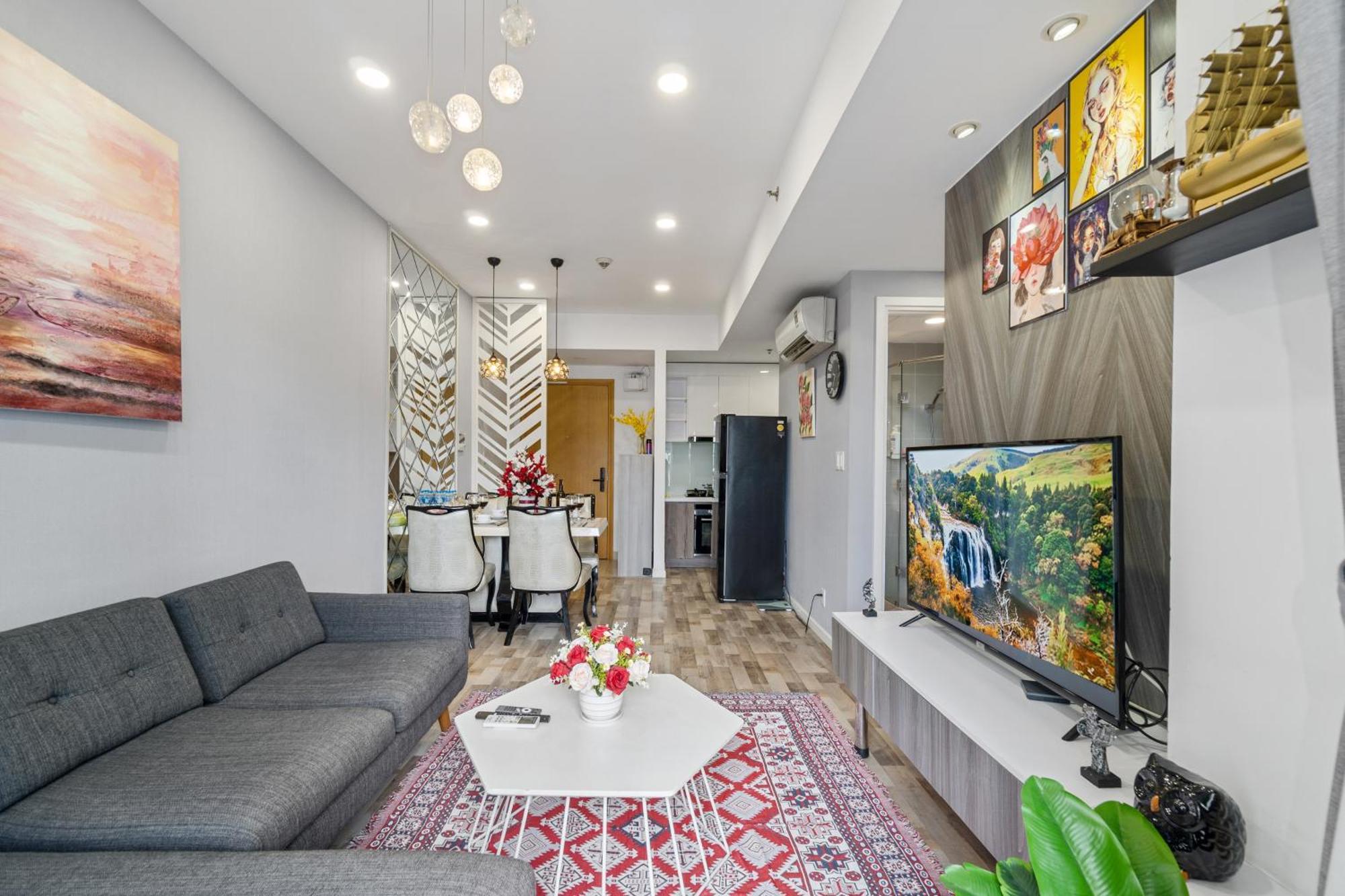 Apartment Cozy 2 Bedroom In Masteri Thao Dien, Fully Furnished With Full Amenities *