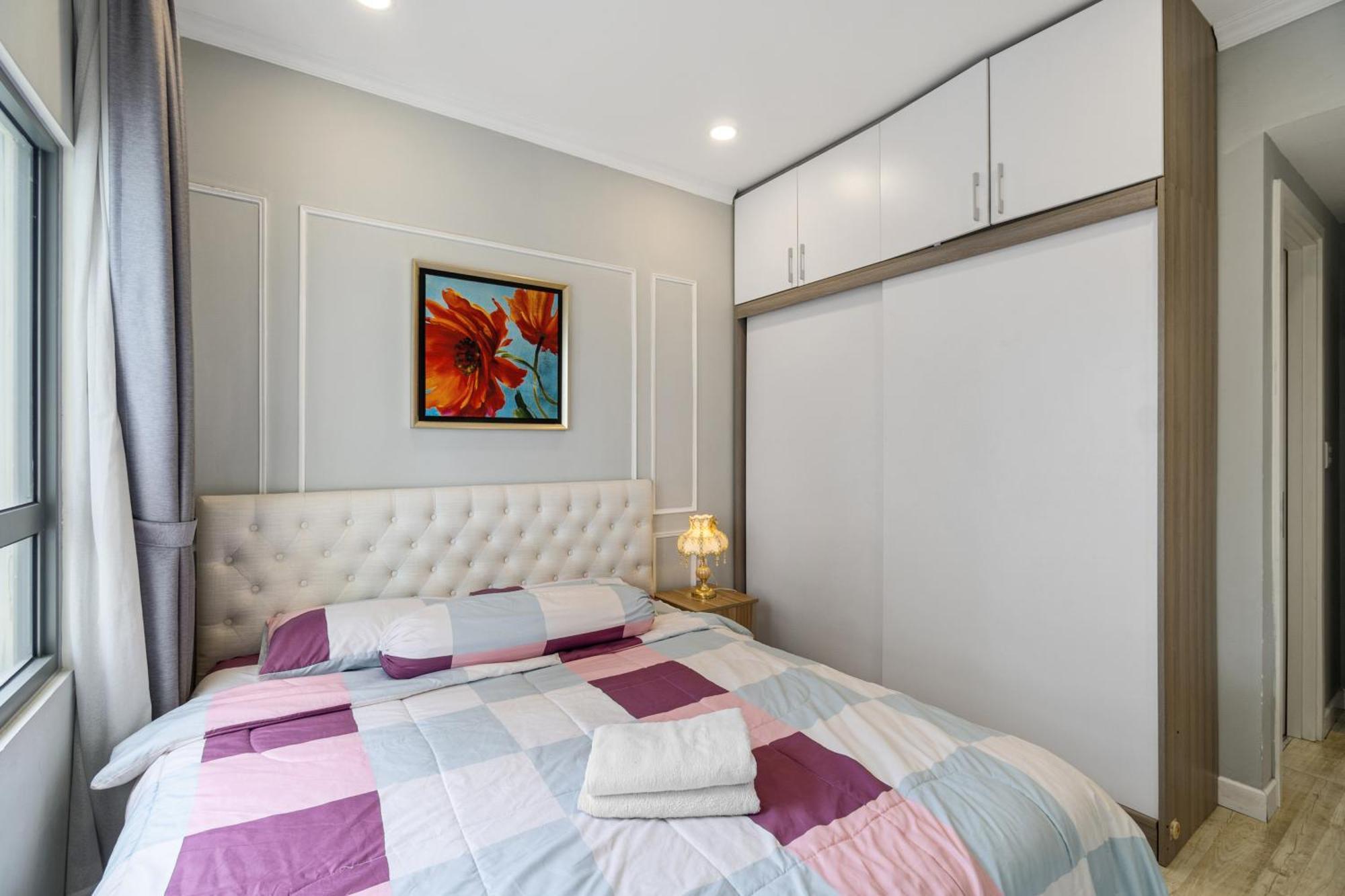 Apartment Cozy 2 Bedroom In Masteri Thao Dien, Fully Furnished With Full Amenities *