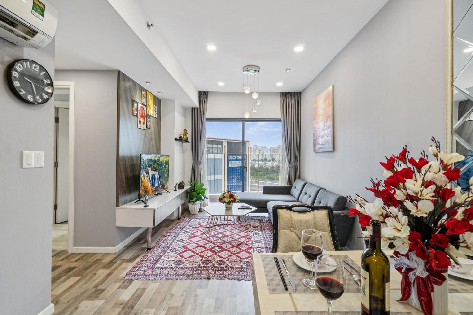 Cozy 2 Bedroom In Masteri Thao Dien, Fully Furnished With Full Amenities Apartment
