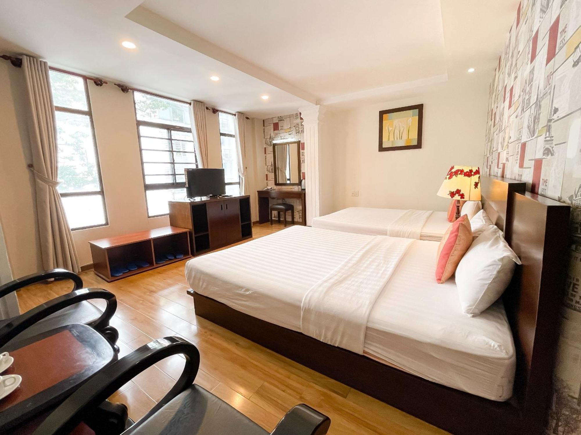 Hotel Little Brick Saigon 2*