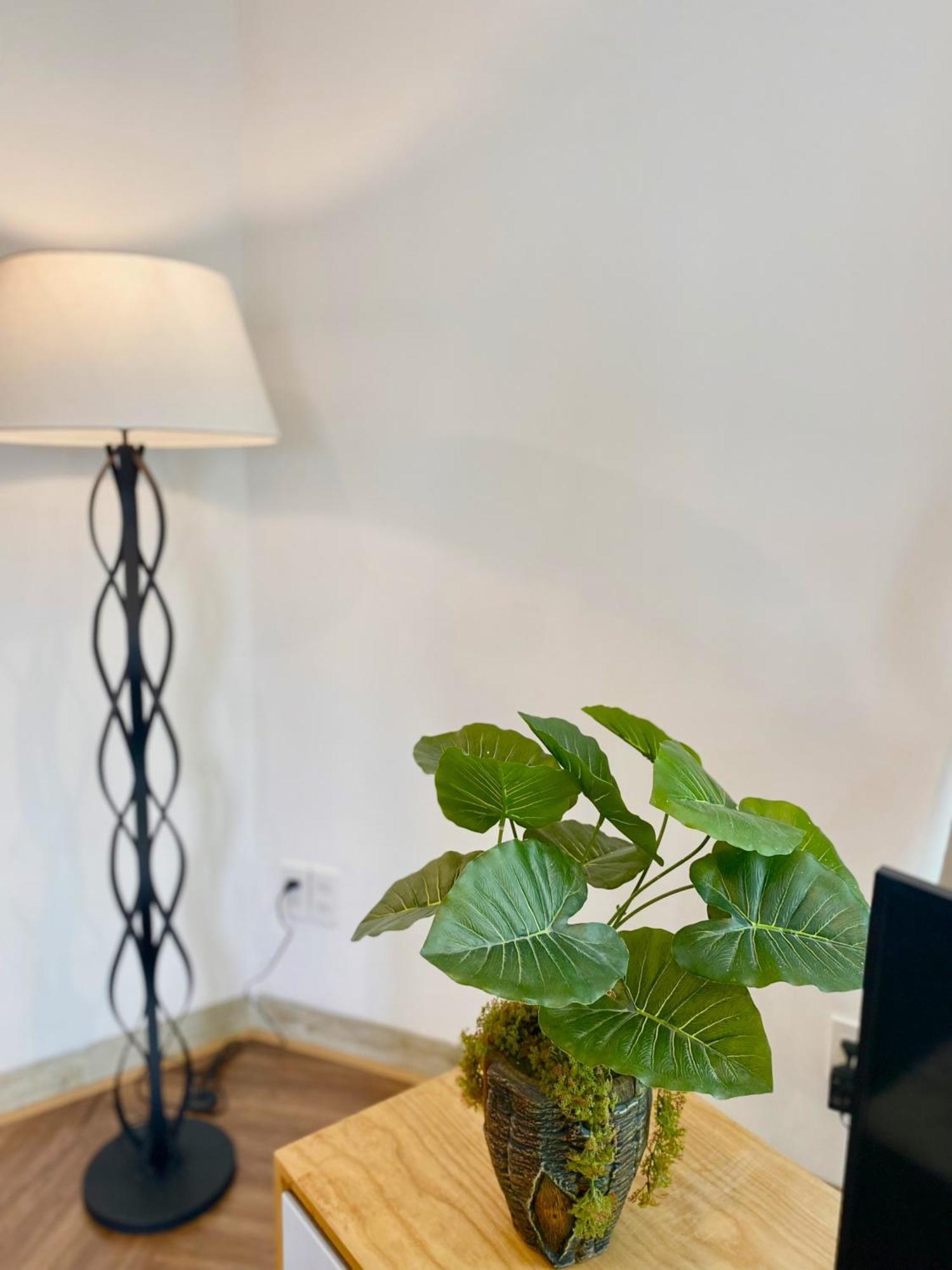 Khách sạn Happy Life 4*